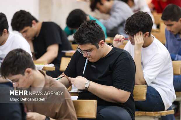 نقش خانواده در موفقیت تیزهوشان با آزمون قلم‌چی و قبولی سمپاد | ثبت نام تیزهوشان قلم چی کرج